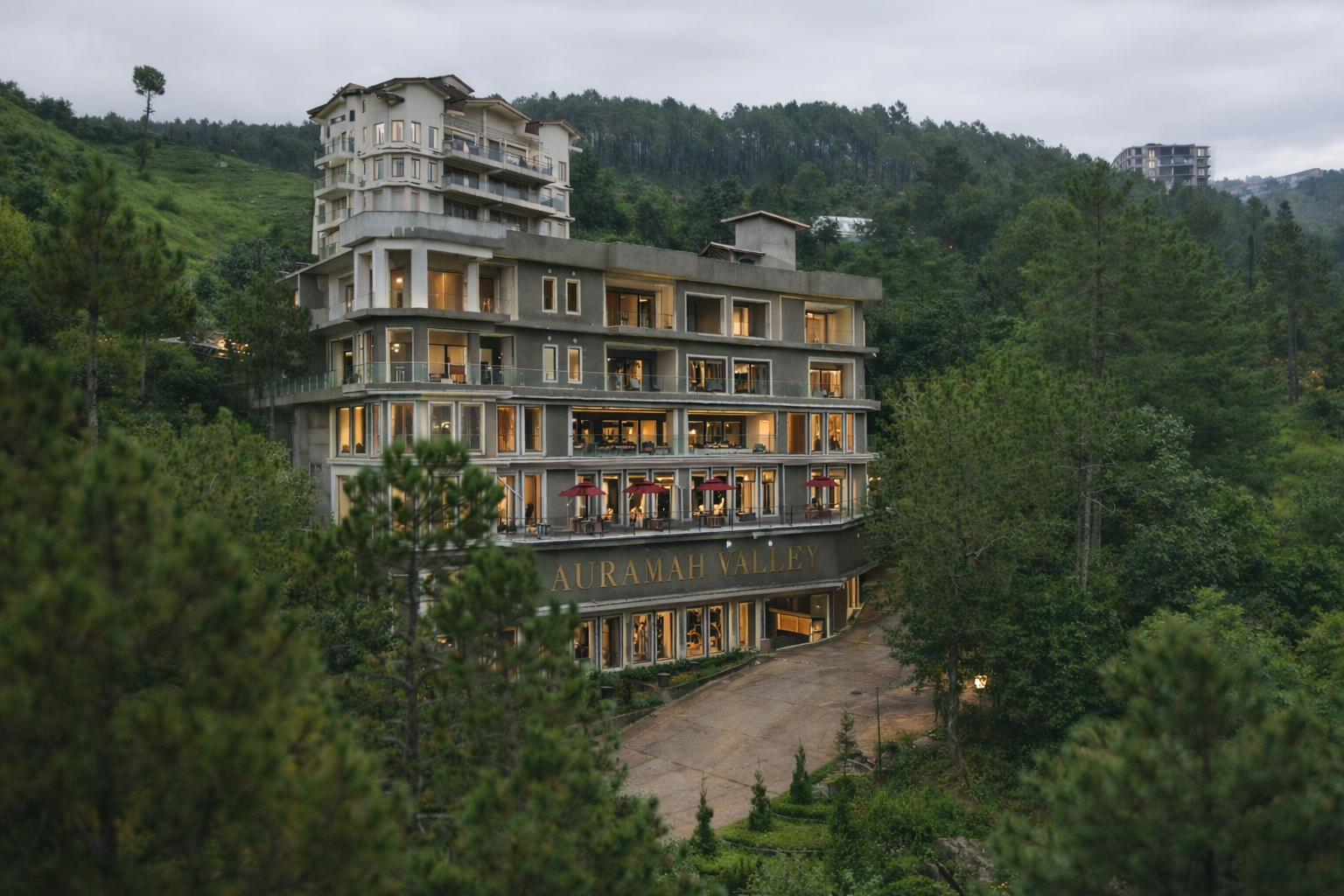 Auramah Valley in Naldehra: The Vision,  Leadership of Manav Singh & Future of  Luxury Mountain Living